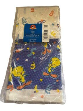 Looney Tunes Tweety 1997 Table Cover Party Express 54" X 89.25" Disposable